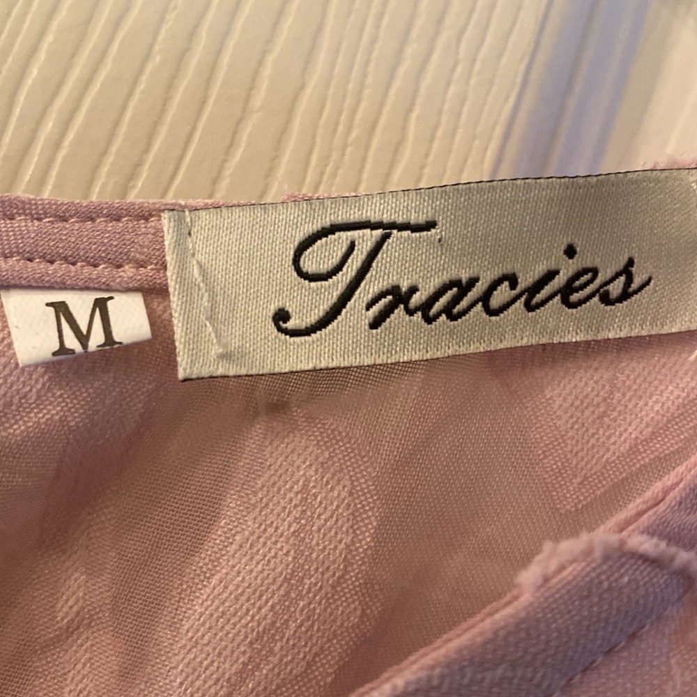 TRACIES Floral Pink Lace Blouse - Picture 13 of 14
